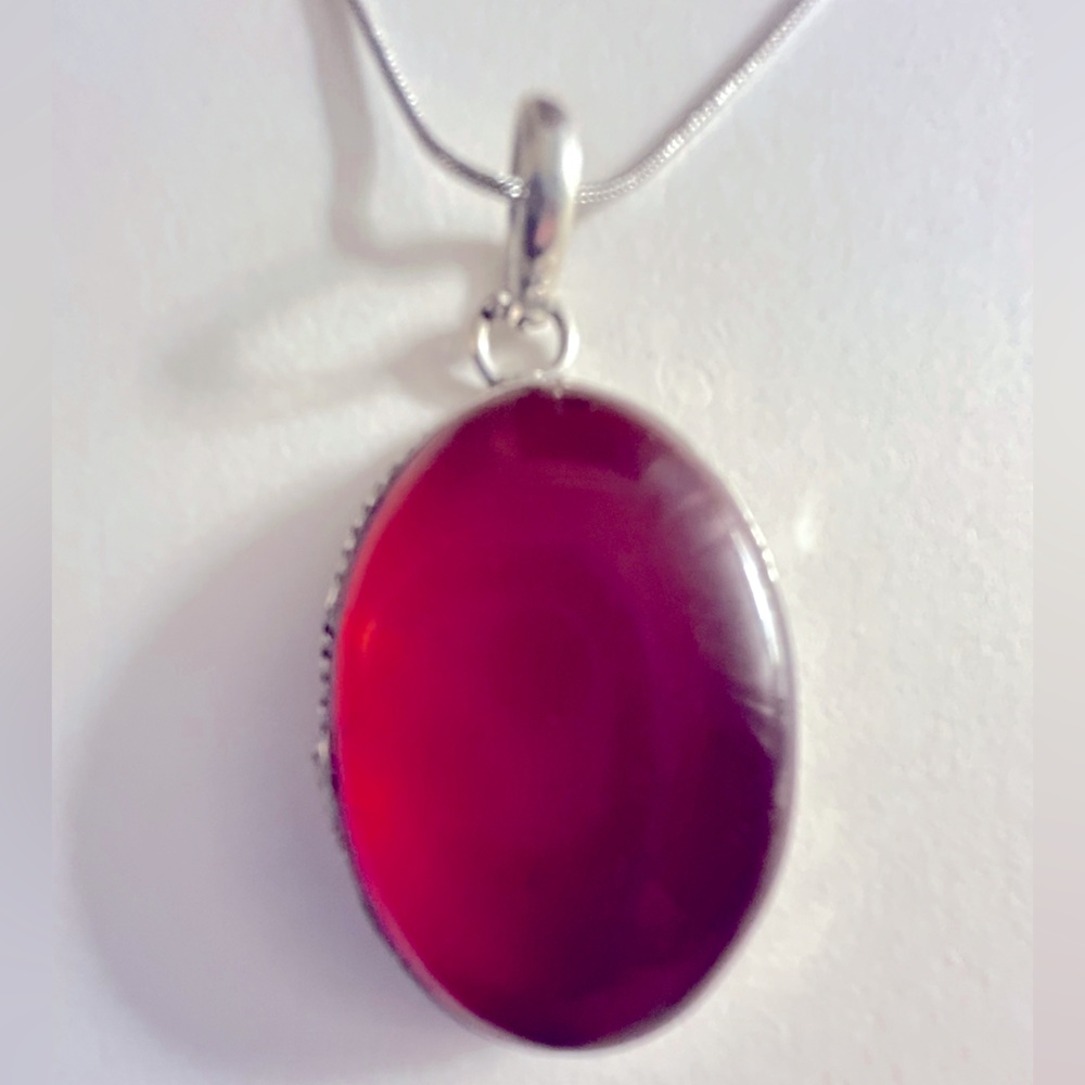 Necklace NWOT Garnet stone 2” pendant .925 Sterling Silverplate snake 18” chain
